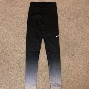 Nike pro hyper warm leggings